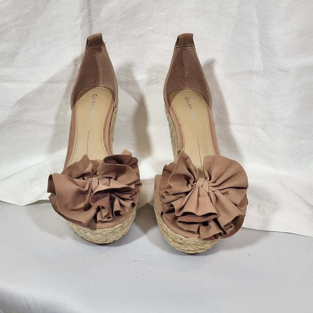 Gianni Bini Ruffle Espadrille Wedge Sandals Size 7M